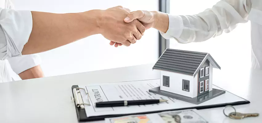 How We Determine Your Sell My Condo Fast Offer in Central Islip, New York?