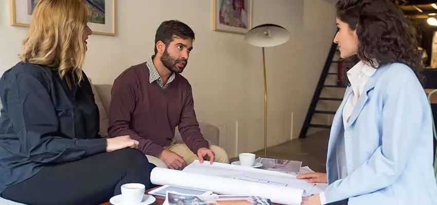 How We Determine Your Trusted Cash Home Buyers Offer in Central Islip, New York?