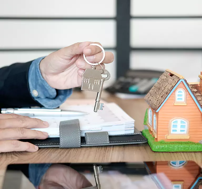 The Trusted Direct Buyer to Sell House with Reverse Mortgage in Central Islip, NY