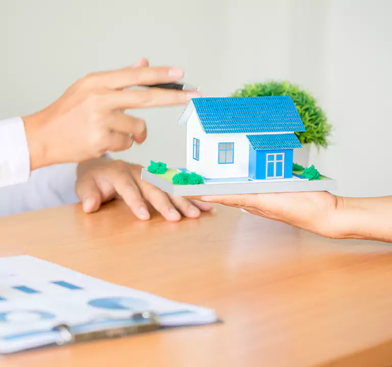 Why Choose Us to Sell a House with a Reverse Mortgage in Central Islip, NY?